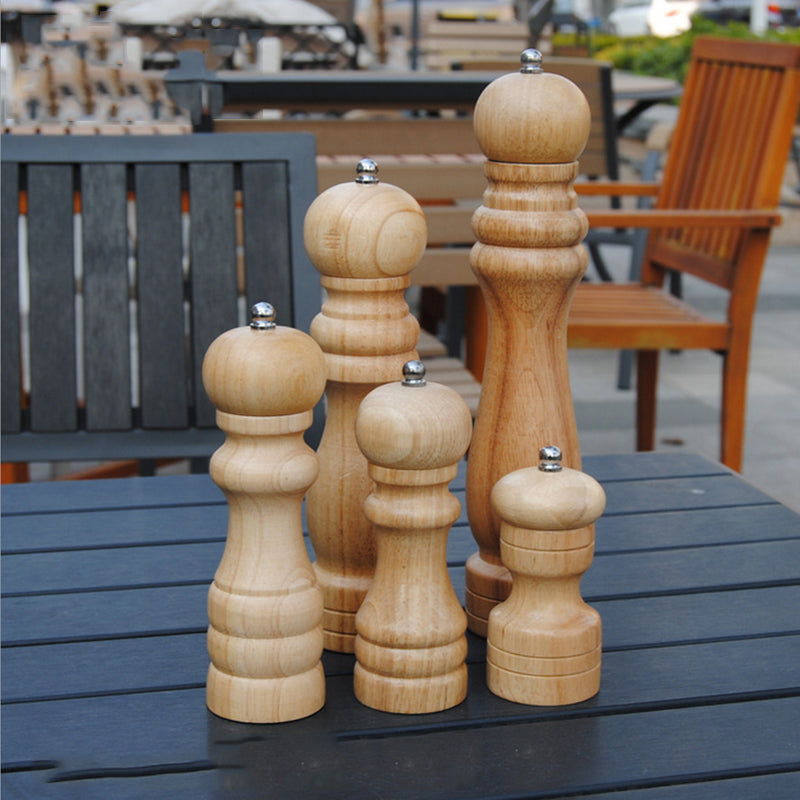 Classical Wooden Oak Grinder